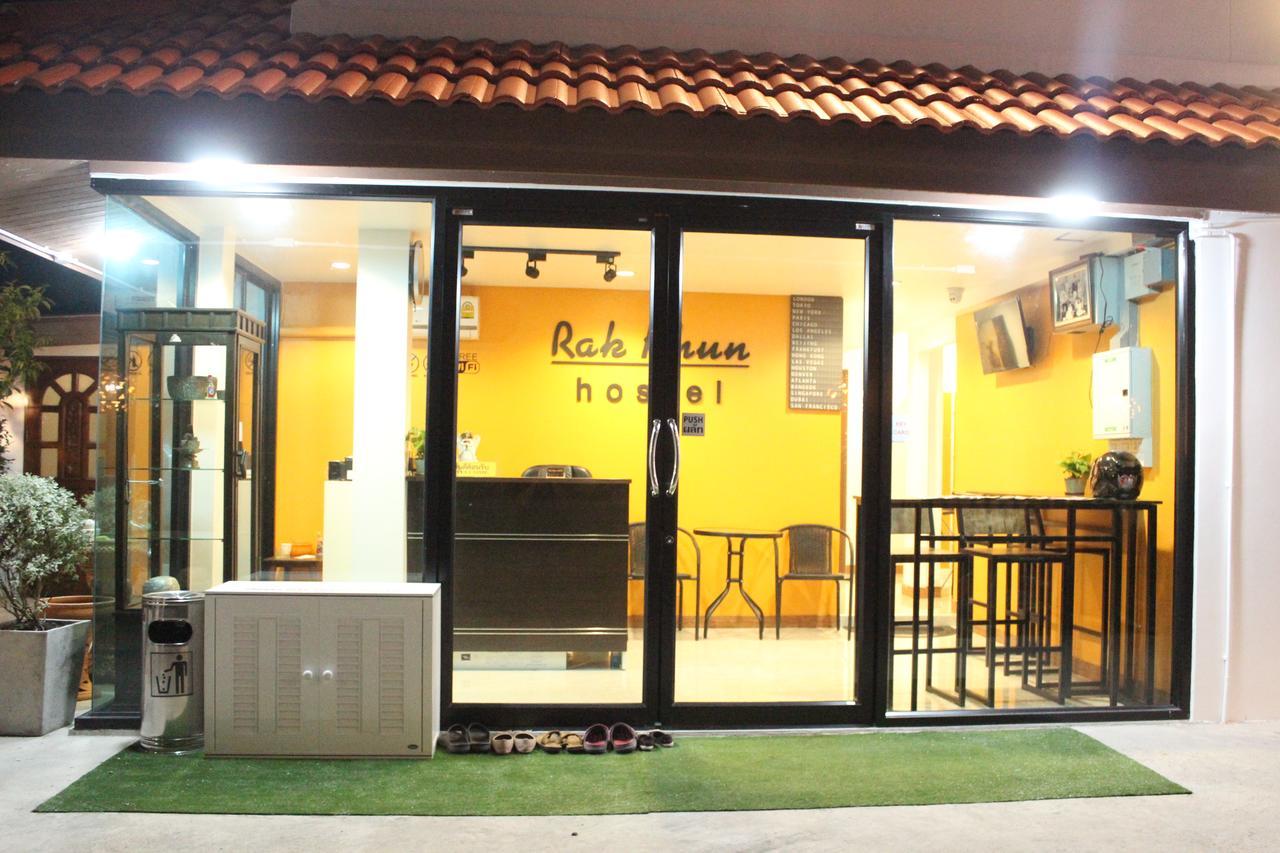 Rak Khun Hostel Chiang Mai Exterior foto